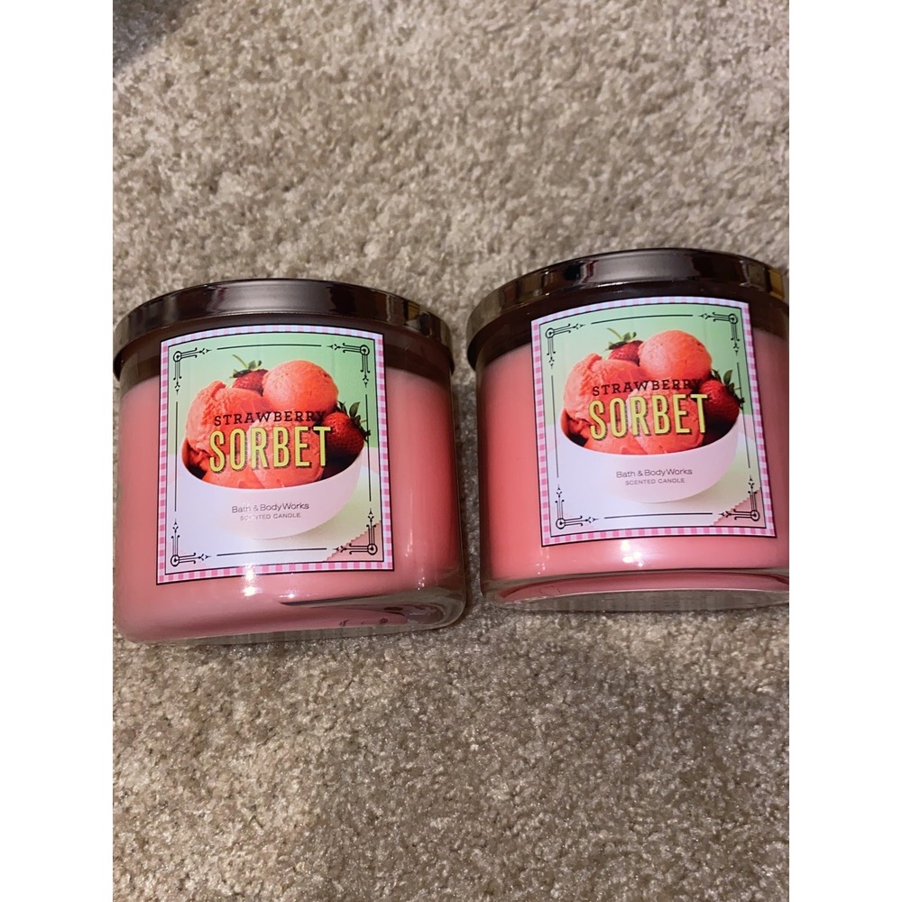 Bath Body‎ Works strawberry sorbet candles 2x